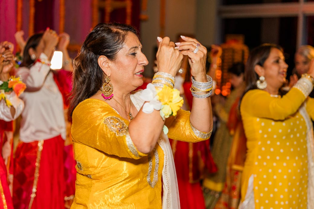 Mehndi Indian wedding photographer