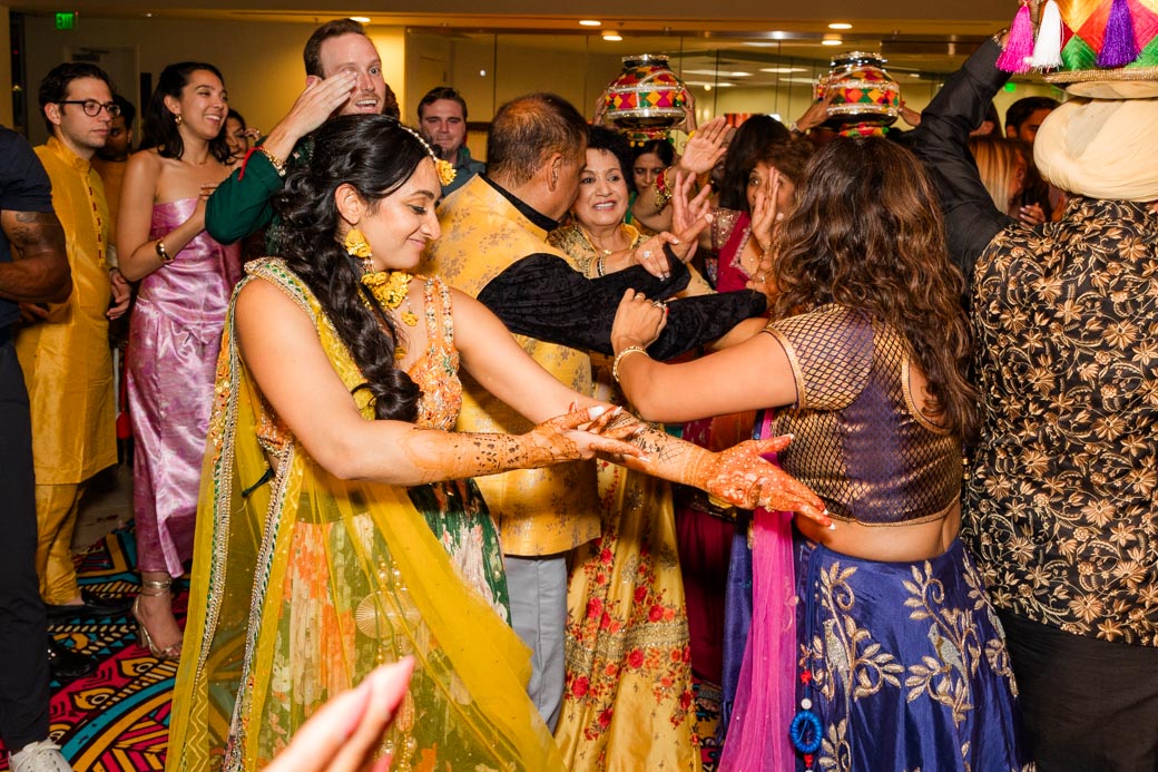 Mehndi Indian wedding photographer